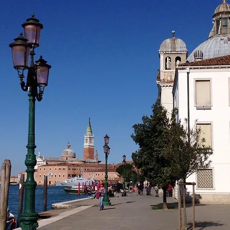 Venetian Mood: Secret Garden Venecia
